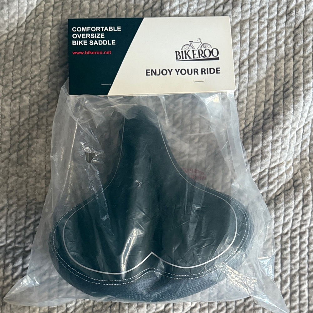 Bikeroo Black Oversize Bike Saddle